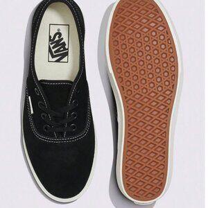 NWT Vans Lowpro Canvas Skate Shoe